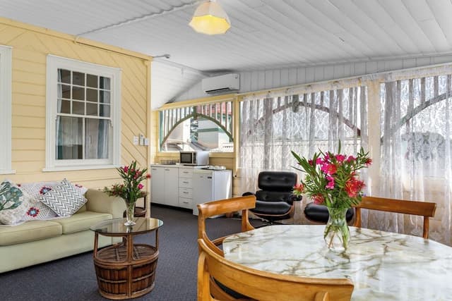 Premium Quadruple Room
