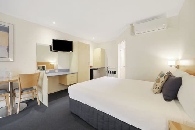 Superior Room, 1 Queen Bed