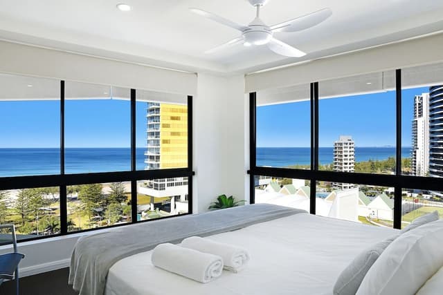 Deluxe Apartment