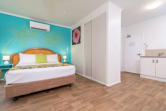 Studio, 1 Queen Bed