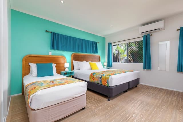 Triple Room (1 Queen and 1 Single Bed)