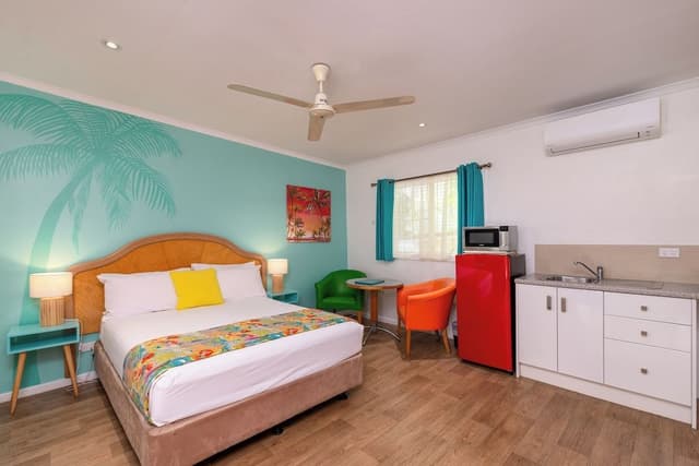 Studio, 1 Queen Bed