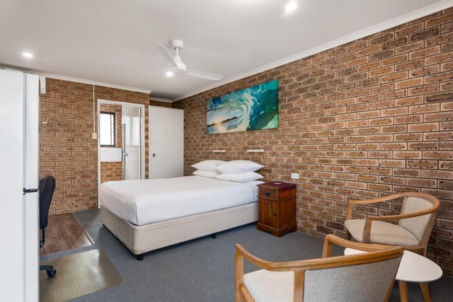 Queen Room