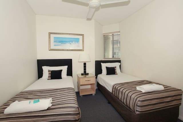 2 Bedroom Beachfront with Rooftop