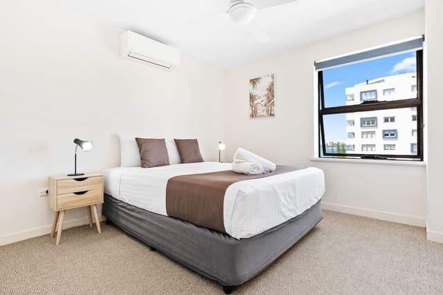 2 Bedroom Apartment, Full Ocean Views