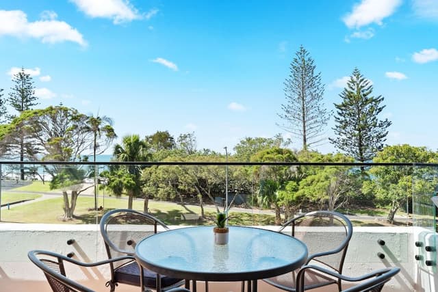 2 Bedroom Apartment, Filtered Ocean View