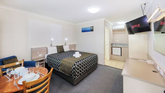 Deluxe Room, 1 Queen Bed