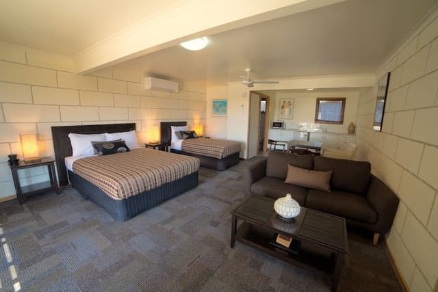 Twin Suite - Garden View