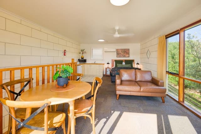 Split Level Family Suite - Ocean View