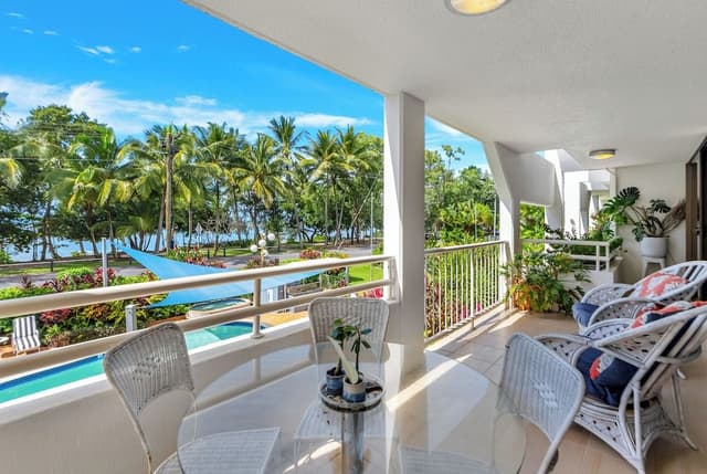 One Bedroom Ocean View Apartment