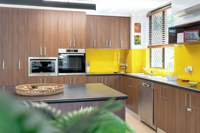 One Bedroom Ocean View Apartment