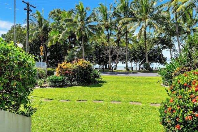 One Bedroom Ocean View Apartment