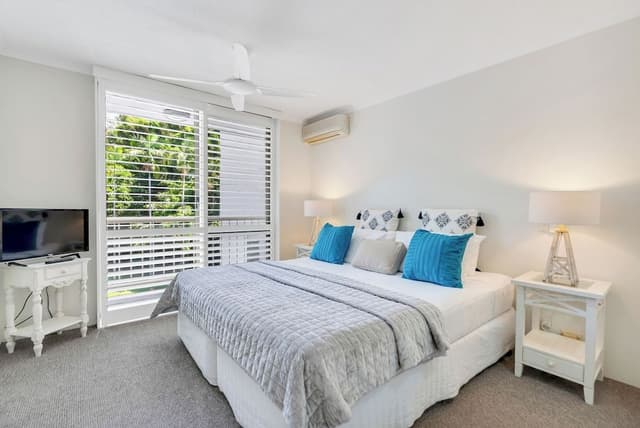 One Bedroom Ocean View Apartment