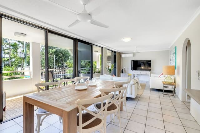 One Bedroom Ocean View Apartment