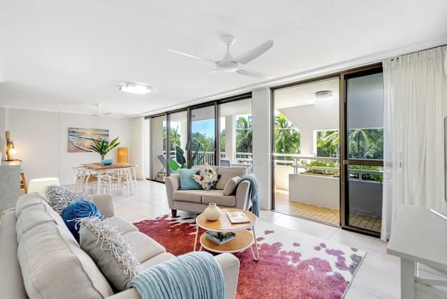 One Bedroom Ocean View Apartment