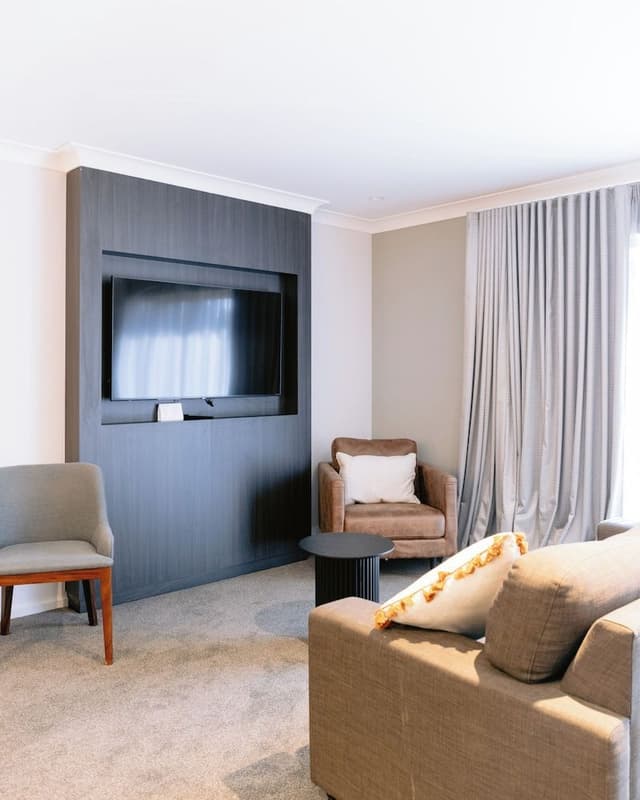 Deluxe Spa Suite