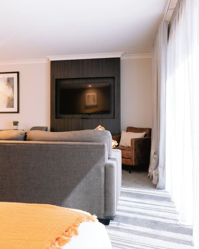 Deluxe Spa Suite