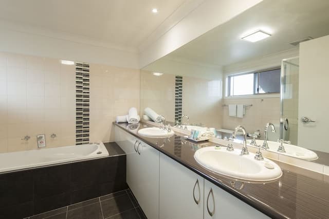 Executive Spa Suite