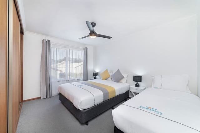 Upstairs 2 Bedroom Apartment
