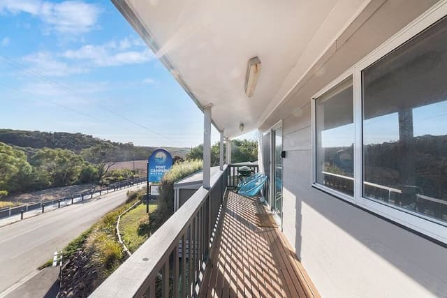 Upstairs 2 Bedroom Apartment
