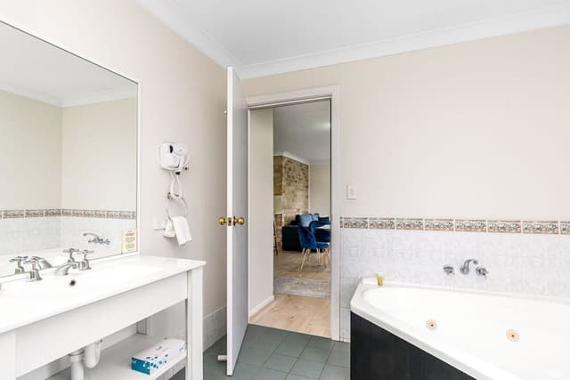 Wilson Executive Suite