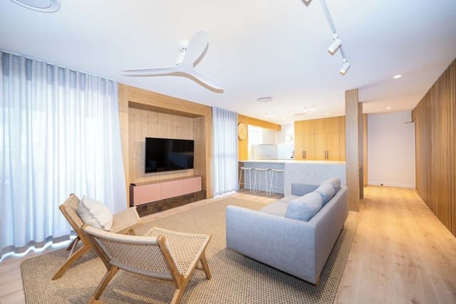 Premium Three-Bedroom Apartment Water Front