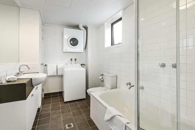 One Bedroom Apartment