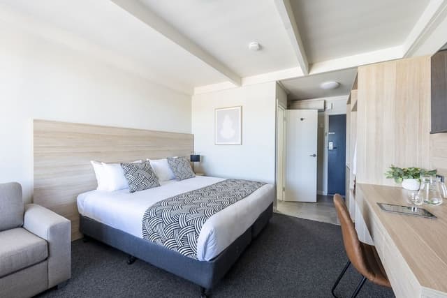 Superior King Room (newly refurbished)
