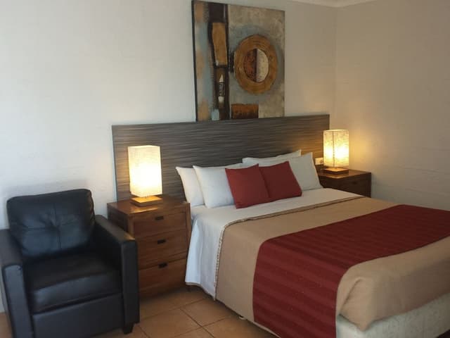 Deluxe Single Room, 1 Queen Bed