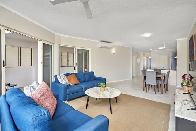 Family Apartment, 3 Bedrooms, 2 Bathrooms