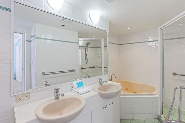 Two Bedroom Ground Floor Apartment - Ocean View