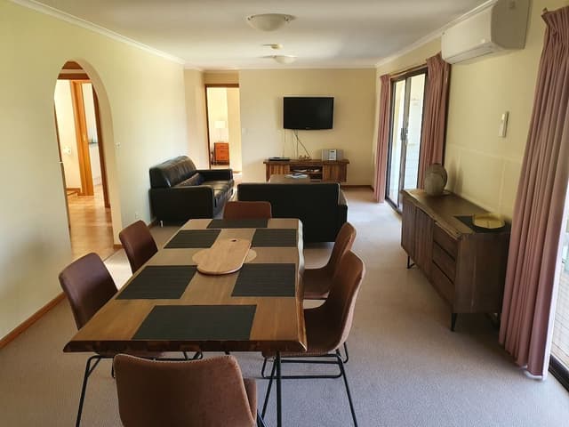 Family Apartment, 2 Bedrooms, Garden View