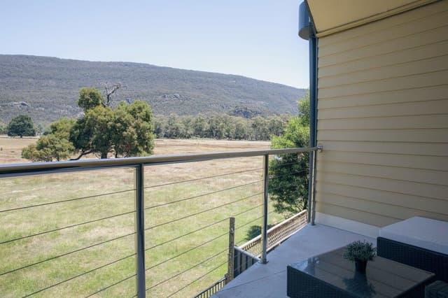 Family Townhome, 3 Bedrooms, Mountain View