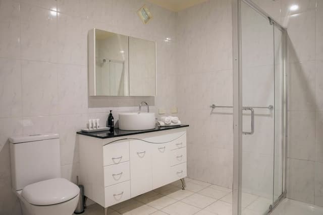 Executive Townhome, 2 Bedrooms, Mountain View