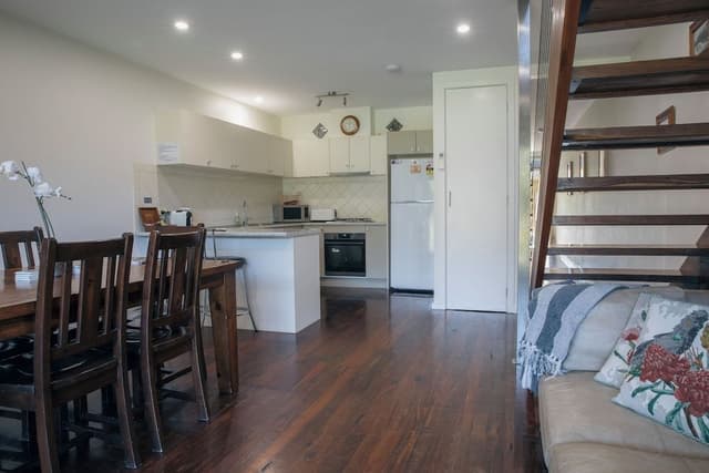 Family Townhome, 3 Bedrooms, Mountain View