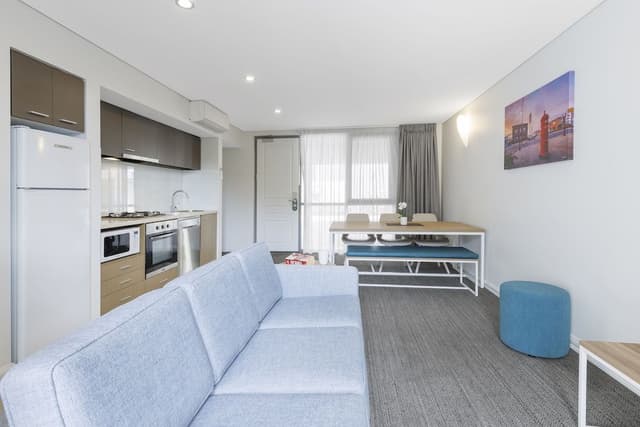 2 Bedroom Apartment