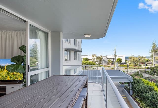 Beachside Apartment