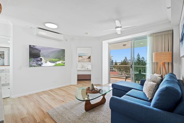 1 Bedroom Deluxe Apartment