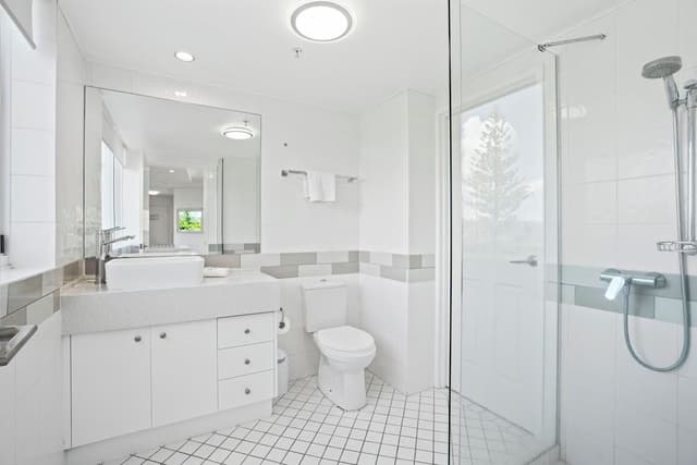 1 Bedroom Deluxe Apartment