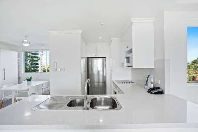 1 Bedroom Deluxe Apartment