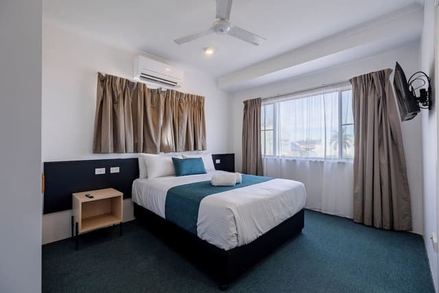 Deluxe Family Suite