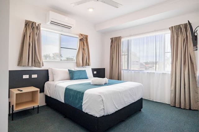 Deluxe Family Suite