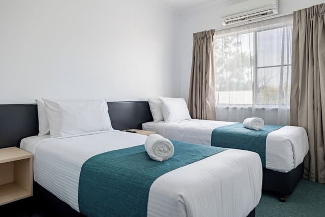 Deluxe Family Suite
