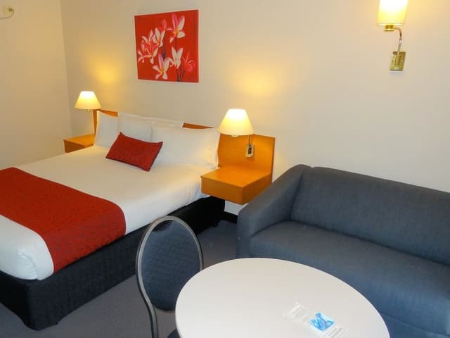Executive Queen Room