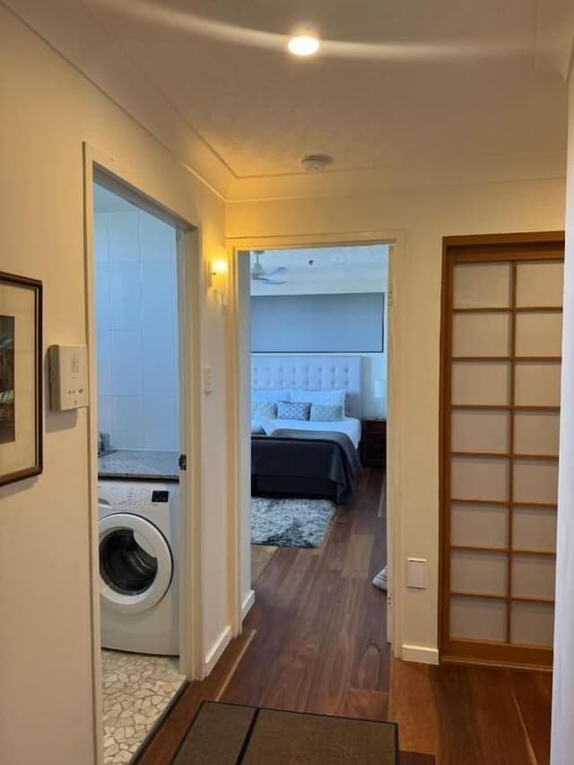 Three Bedroom Apartment - Absolute Beach Front