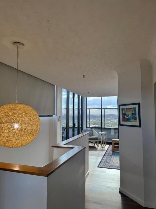 Three Bedroom Apartment - Absolute Beach Front