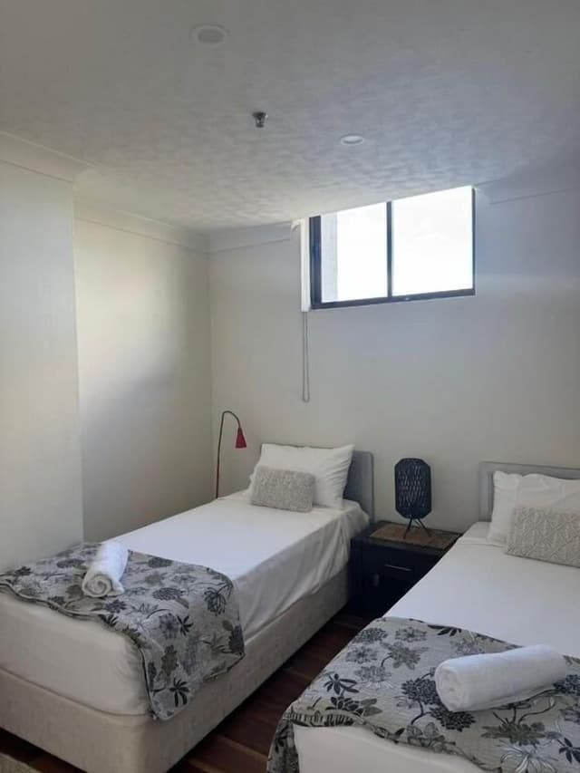 Three Bedroom Apartment - Absolute Beach Front