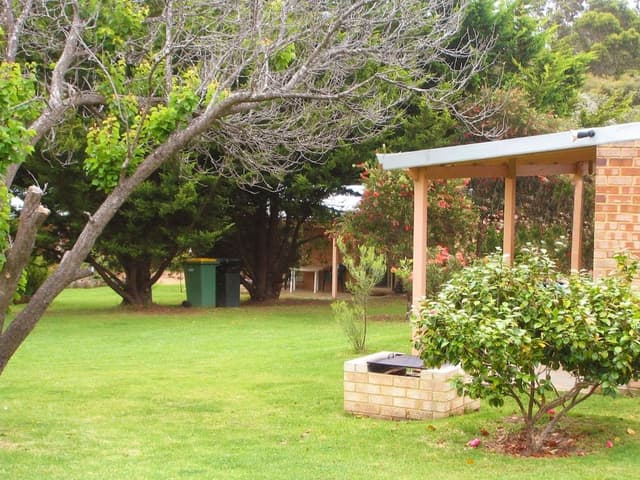 Couples Cottage