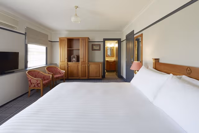Winter Staycation Superior Room - $20 Grab & Go Credit, Parking, Late Check Out