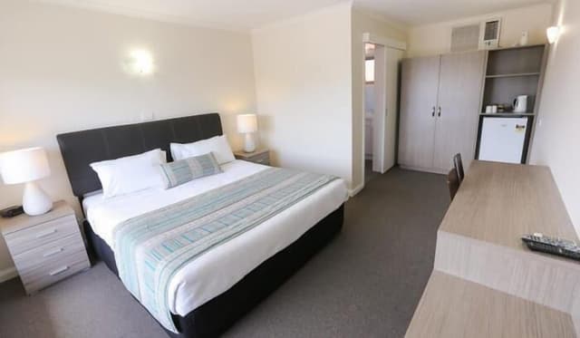 Deluxe Suite, 1 Bedroom, Non Smoking (Queen Deluxe)